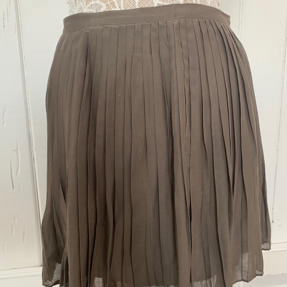 J Crew Mini Skirt - Picture 4 of 5